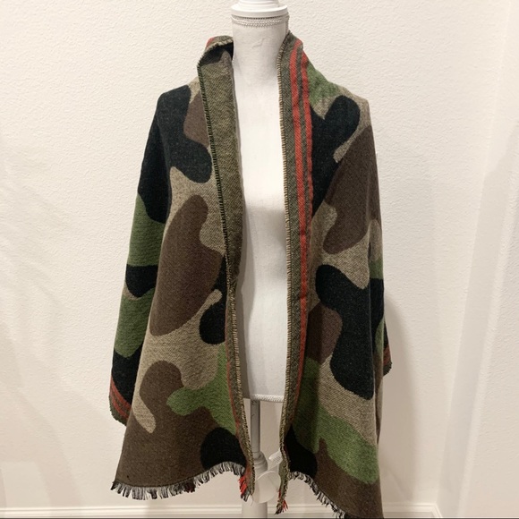 Camo Oversize Knit Wrap Scarf - Picture 5 of 7
